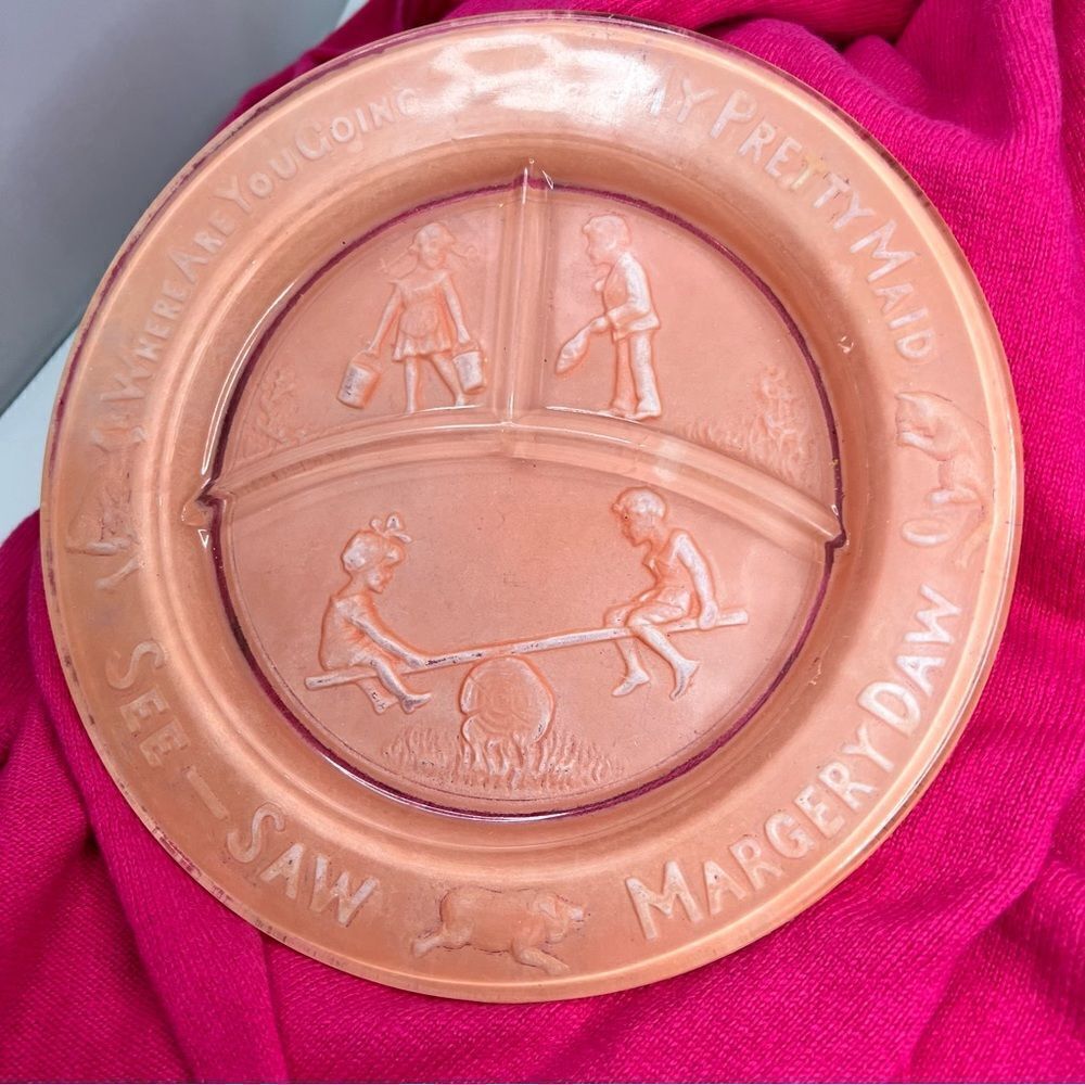 1930’s Margery Daw vintage child’s plate- dusty pink - Picture 6 of 8